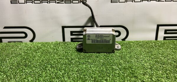 Датчик ускорения Volkswagen Touareg 1 7E0907652A