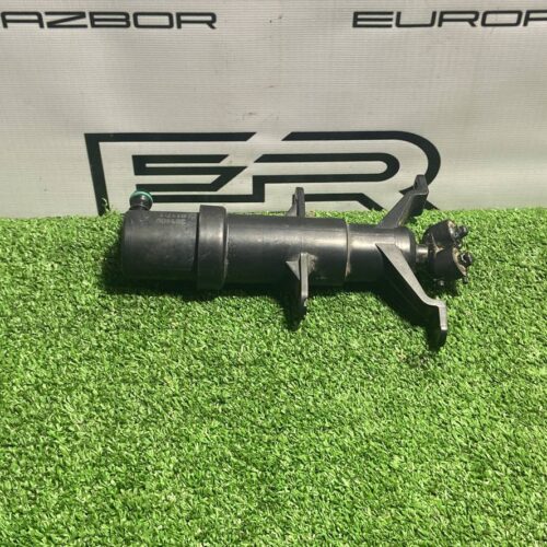 Форсунка омывателя фар левая с цилиндром VW Touare