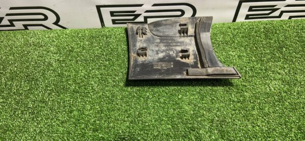 Молдинг крыла переднего правого VW Touareg