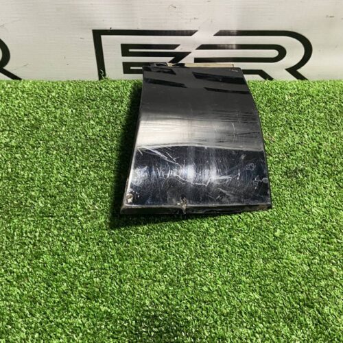 Накладка крыла передняя правая Volkswagen Touare