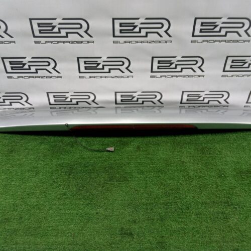 Спойлер (дефлектор) багажника VW Touareg 7L6827933