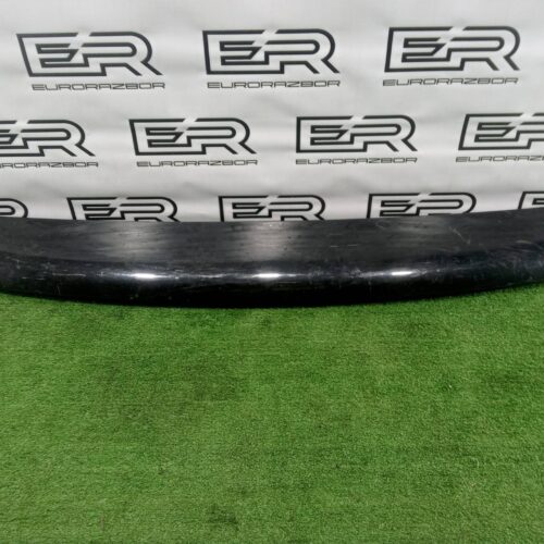 Спойлер (дефлектор) багажника VW Touareg 7L6827933