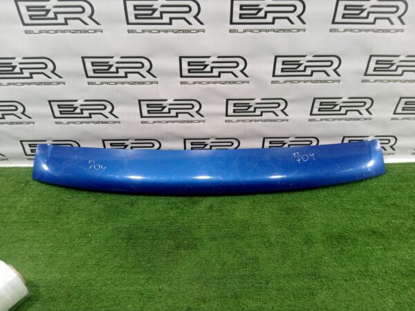 Спойлер (дефлектор) багажника VW Touareg 7L6827933