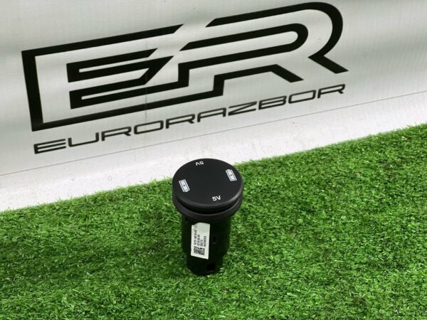 Розетка USB Range Rover Sport