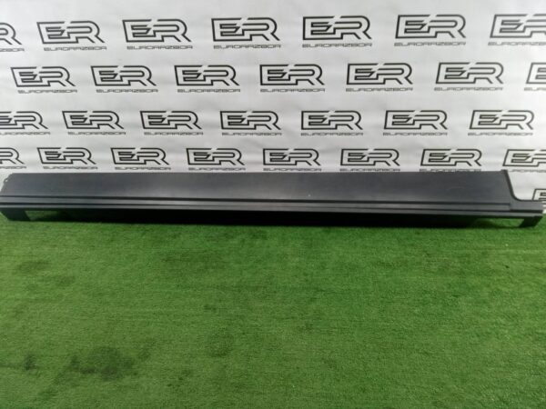 Накладка порога правая Range Rover Sport L494