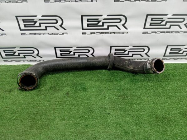 Патрубок интеркулера Range Rover Sport L494