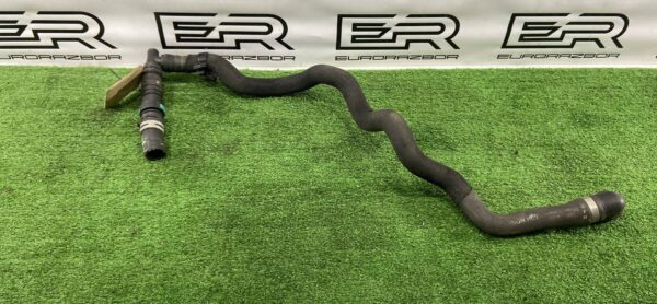 Патрубок системы охлаждения Range Rover Sport L494