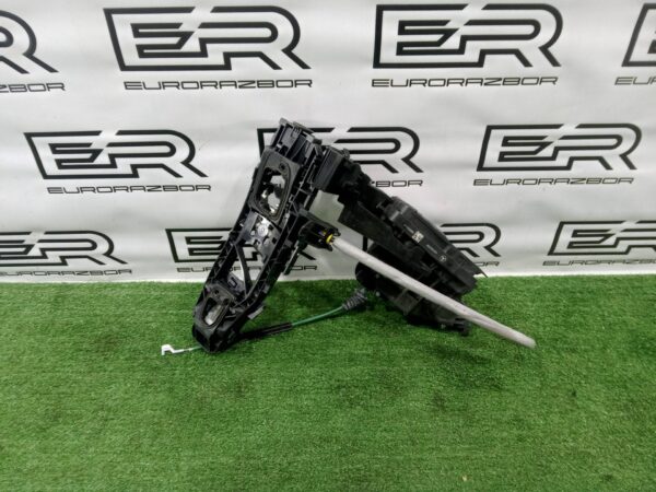 Замок передней левой двери Mercedes w205 X253