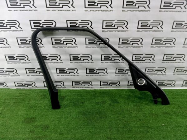Рамка двери передней левой Land Rover Range Rover