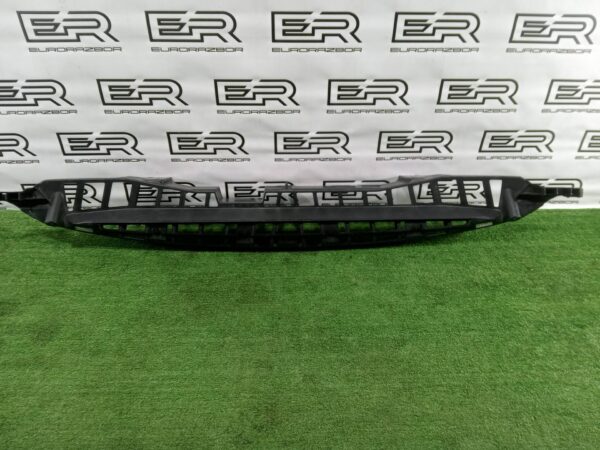 Усилитель заднего бампера Range Rover L494