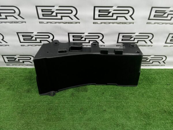 Ниша запасного колеса Range Rover Sport