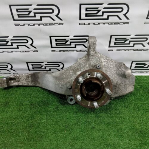 Кулак поворотный правый Range Rover Sport