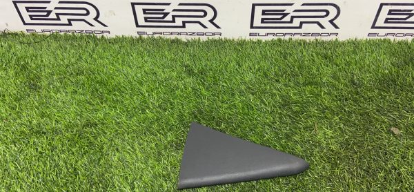 Накладка двери задней левой Hyundai Tucson 4 (NX4)