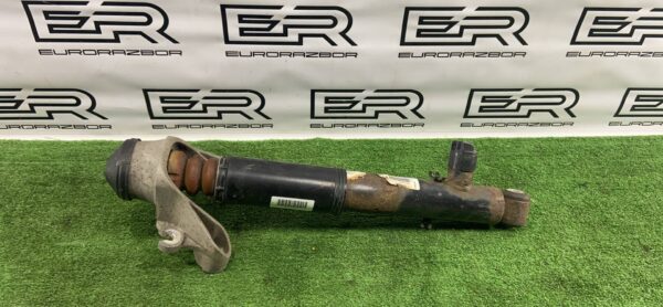 Амортизатор задний правый Volvo XC90