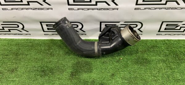 Патрубок интеркулера Volvo XC90 Гибрид