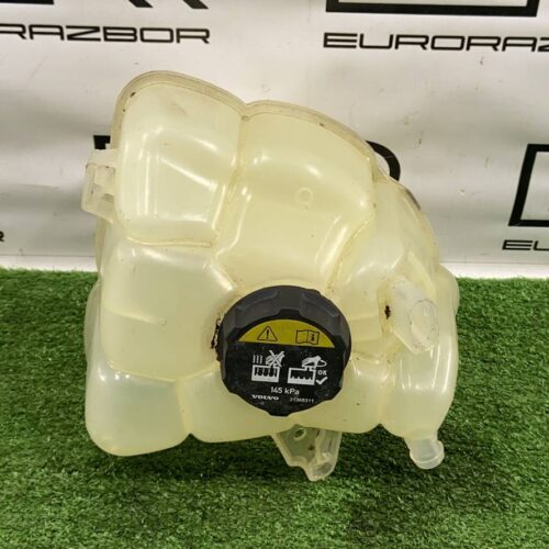 Расширительный бачок Volvo XC90