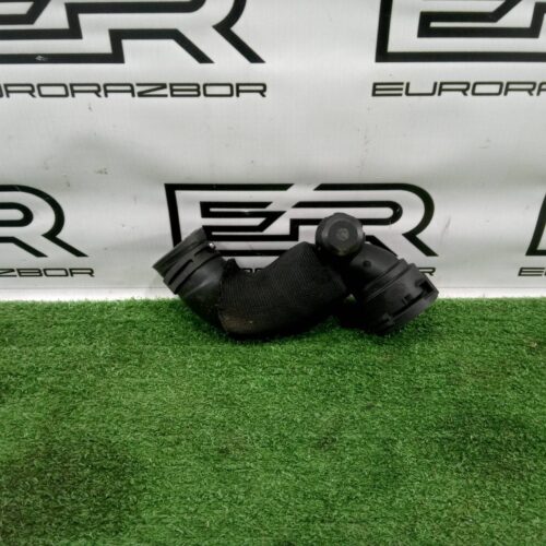 Патрубок охлаждения Range Rover Sport