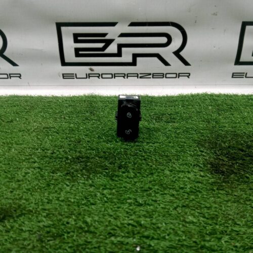 Кнопка центрального замка Volvo XC90