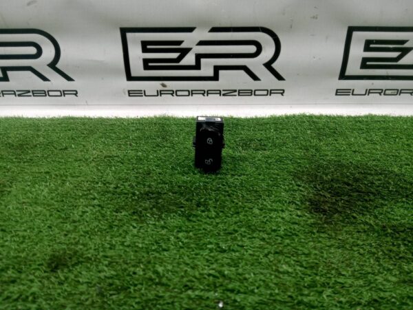 Кнопка центрального замка Volvo XC90