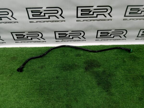 Трубка Volvo XC90