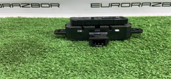 Кнопки регулировки сиденья переднего Volvo XC90