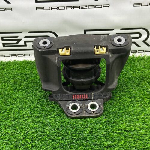 Подушка двигателя Volvo XC90