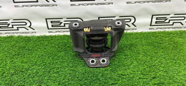 Подушка двигателя Volvo XC90