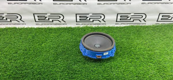 Динамик задней двери Hyundai Santa Fe