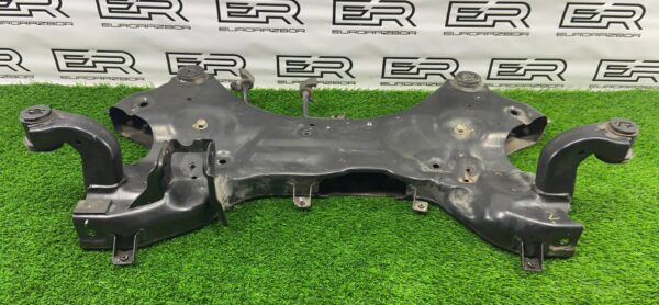 Передний подрамник Santa Fe TM