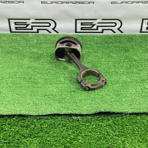 Поршень Mercedes W212 M272 3.5