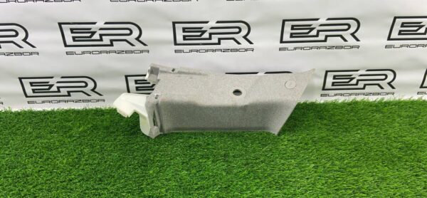 Обшивка задней стойки правая Hyundai Santa Fe TM