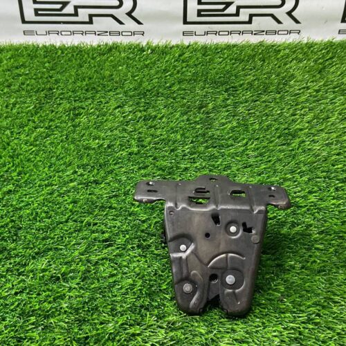 Замок багажника Volvo XC90