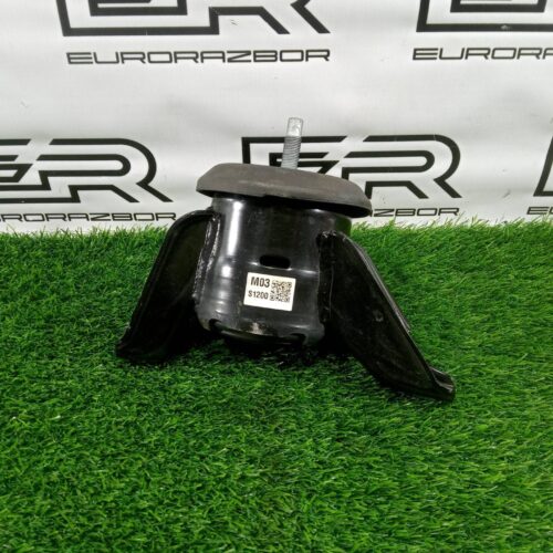 Опора двигателя на Hyundai Santa Fe TM