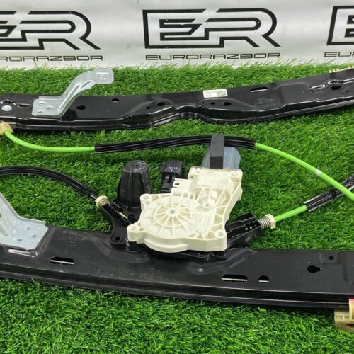 Стеклоподъёмник задний Jaguar F Pace X761 2.0D