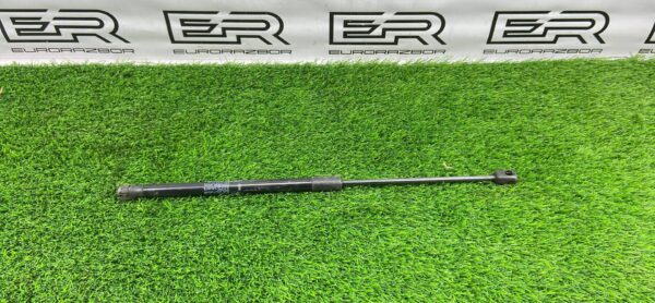 Амортизатор капота Jaguar F Pace X761 2.0D