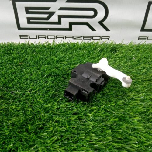 Моторчик заслонки печки Jaguar F Pace Velar