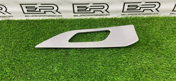 Накладка двери передней прав Jaguar F Pace Velar