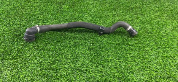 Патрубок охлаждения двигателя Jaguar F Pace x761 V