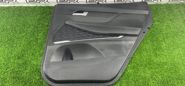 Обшивка салона двери Hyundai Santa Fe TM