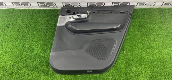 Обшивка боковой двери задняя правая Volvo Xc90