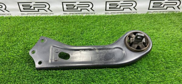 Рычаг задний правый Kia Sportage 4 рест.