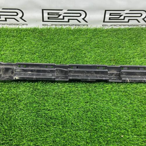 Кронштейн порога передний правый BMW F06