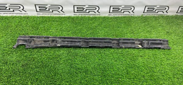 Кронштейн порога передний правый BMW F06