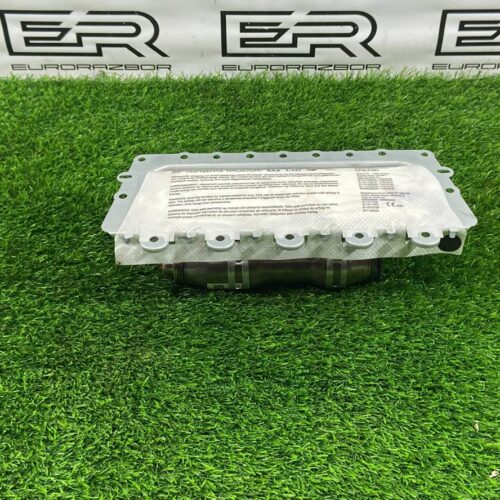 Подушка в торпедо BMW F06 F12 F13