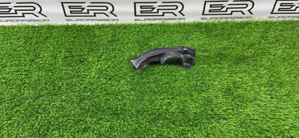 Уплотнитель капота BMW F06/F10