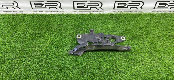 Петля капота правая BMW F06/F10/F11/F12/F13