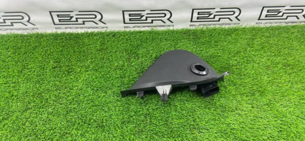 Боковая накладка BMW F06