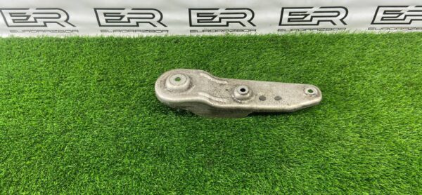 Кронштейн балки задний левый BMW F06/F10/F11