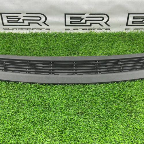 Решетка вентиляционная BMW F06