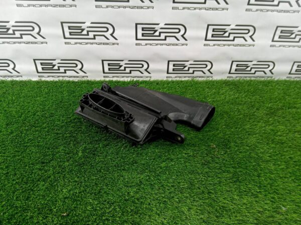 Корпус воздушного фильтра Mercedes E Class W213